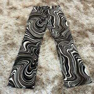 Swirly pants